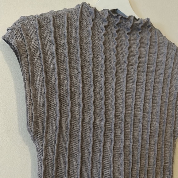 Zara Ribbed Textured Soft Stretch Knit Sleeveless Midi Dress - Picture 13 of 15